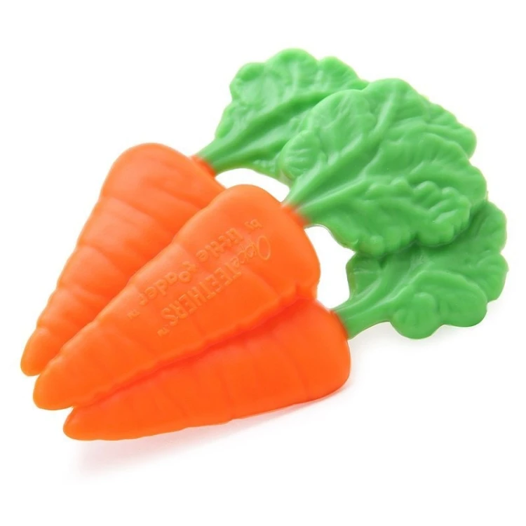 little-toader-silikonowy-gryzak-sensoryczny-marchewki-trzy.jpg