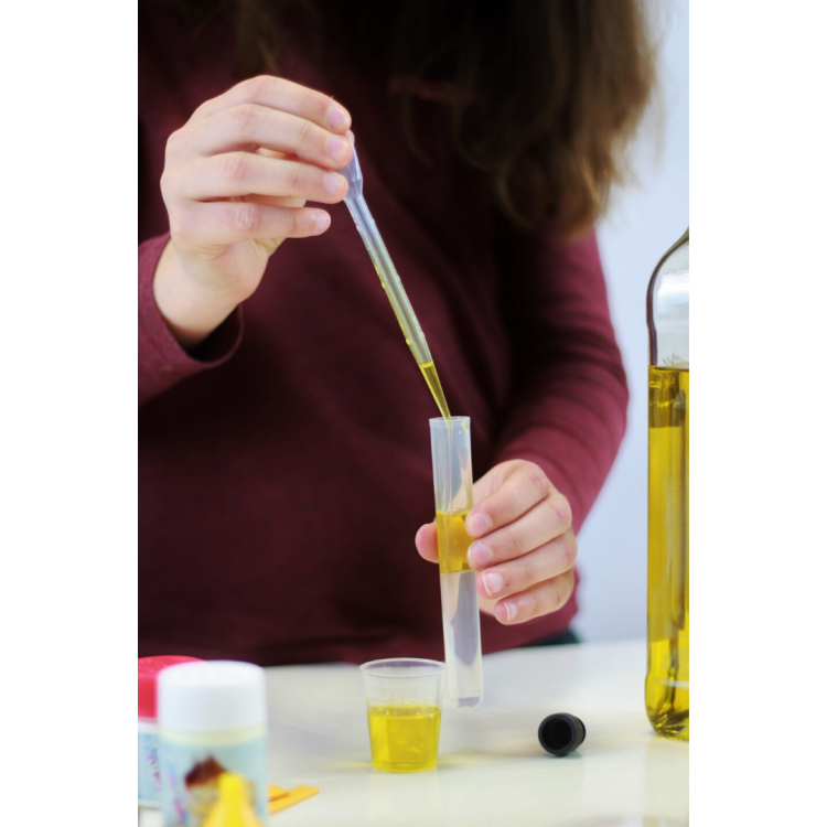 4-Laboratorium chemiczne 150 eksperymentów.png