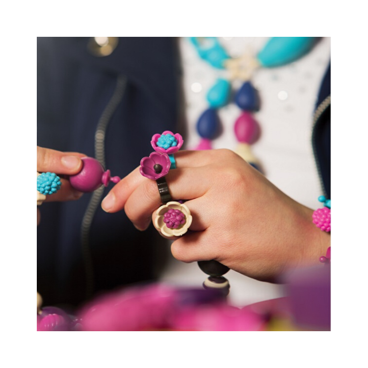 2-B. Toys B.eauty Pops Zestaw do tworzenia biżuterii 275 elementów.png