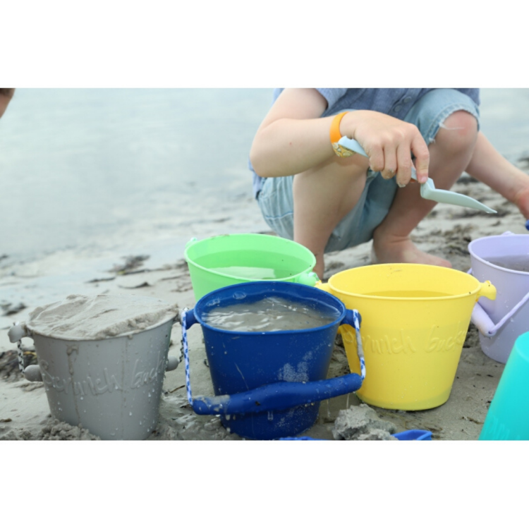 Funkit World Składane wiaderko do wody i piasku Scrunch Bucket Granatowy (6).png