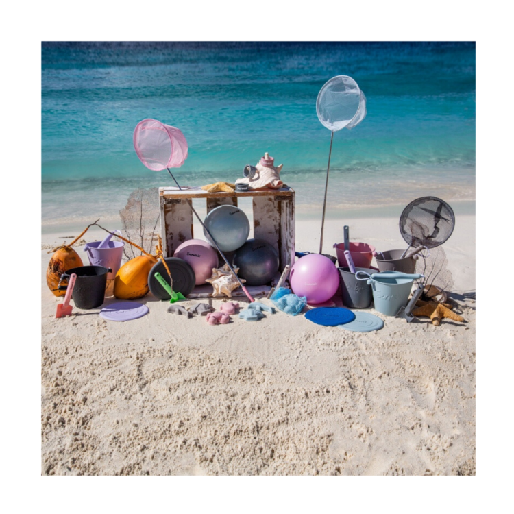 Funkit World Składane wiaderko do wody i piasku Scrunch Bucket Czerwony (14).png