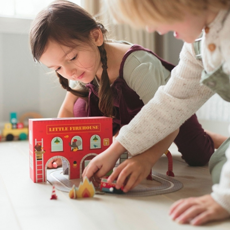 Petit Collage Zestaw z drogą Straż pożarna (4).png